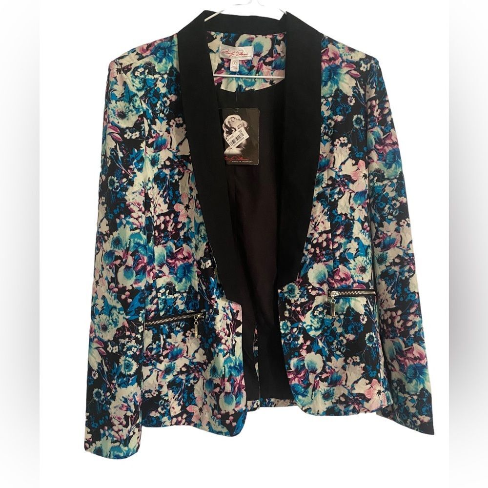 NWT Marilyn Munroe Blazer w/ Flower Print& Black Collar-Size Small